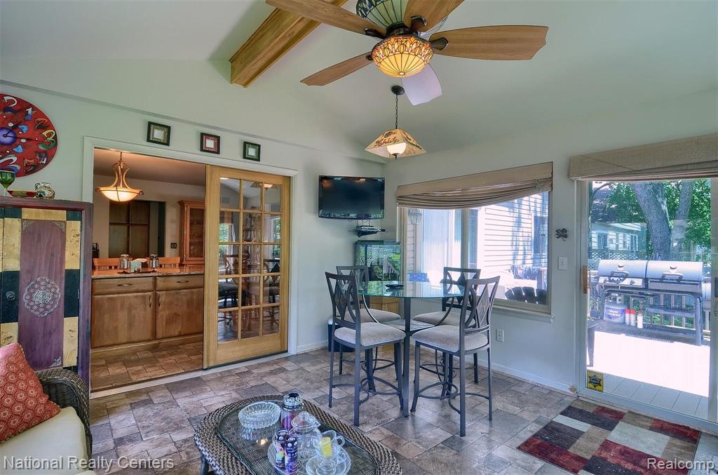 42311 Park Ridge Road Novi, MI 48375 - Photo 13 of 24
