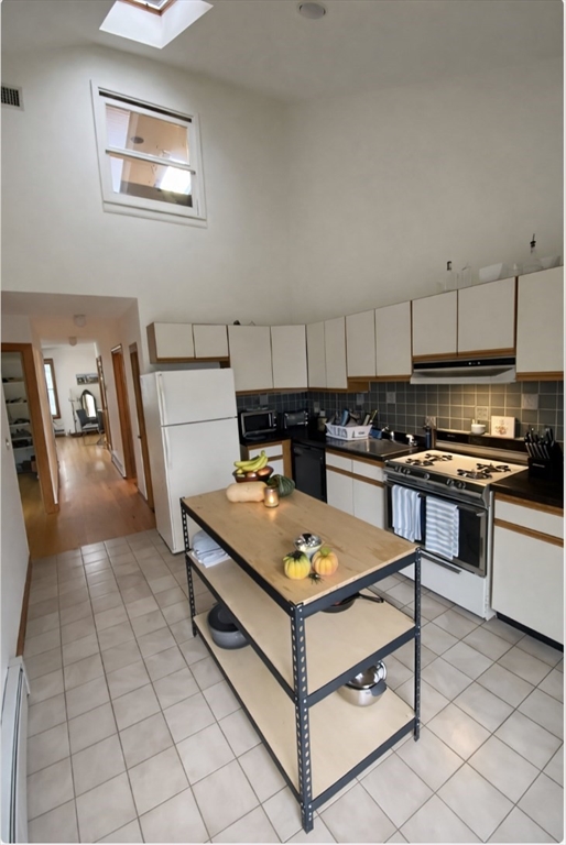 30 Newbern Street, Unit 3 Boston, MA 02130 - Photo 5 of 10