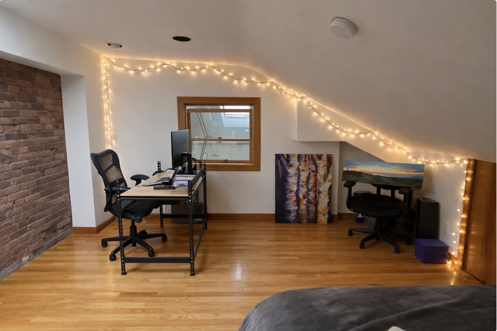 30 Newbern Street, Unit 3 Boston, MA 02130 - Photo 6 of 10