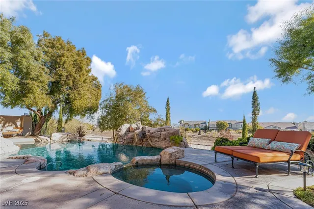 $7,700 | 904 Pont Chartrain Drive, Las Vegas, NV 89145