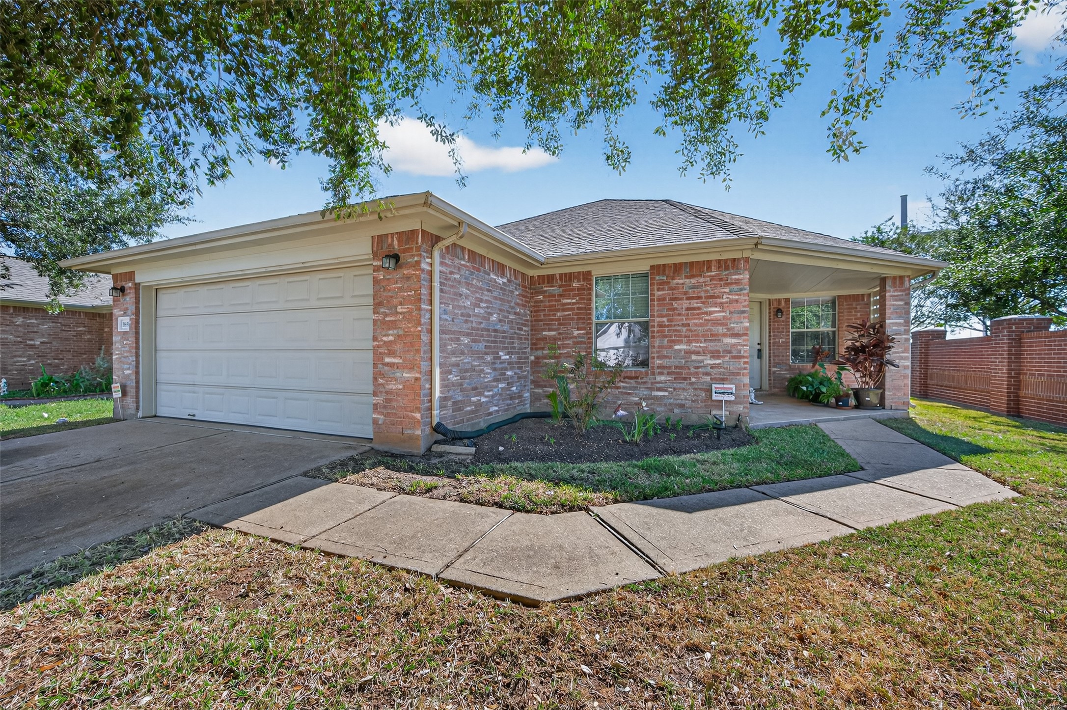 19655 Perth Meadows Court Katy, TX 77449 - Photo 6 of 44 front view of a house with a yard