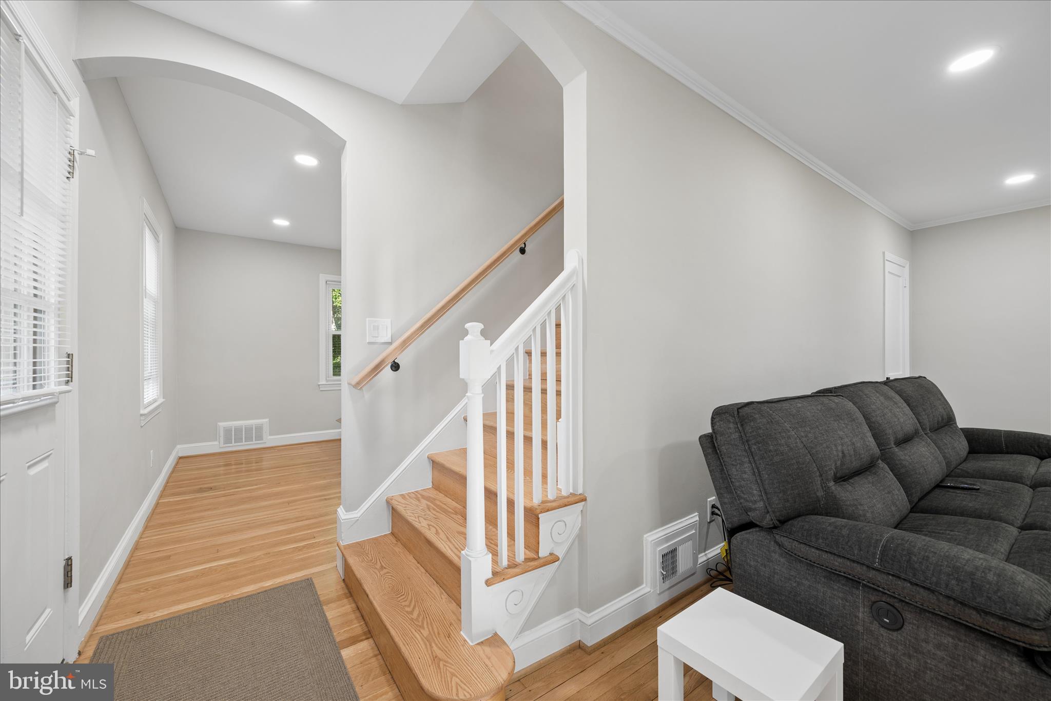 1515 Dennis Avenue Silver Spring, MD 20902 - Photo 18 of 65 Stairs