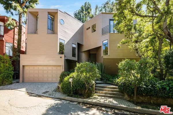 $2,499,000 | 9953 Westwanda Drive, Beverly Hills, CA 90210