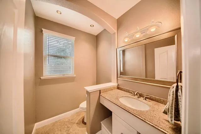 $579,950 | 579 Almondcrest Street, Oakdale, CA 95361