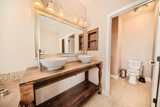 $579,950 | 579 Almondcrest Street, Oakdale, CA 95361