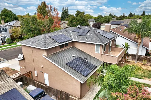 $579,950 | 579 Almondcrest Street, Oakdale, CA 95361