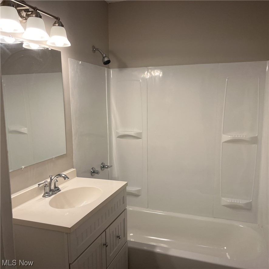 3981 Lancaster Road Cleveland, OH 44121 - Photo 14 of 15