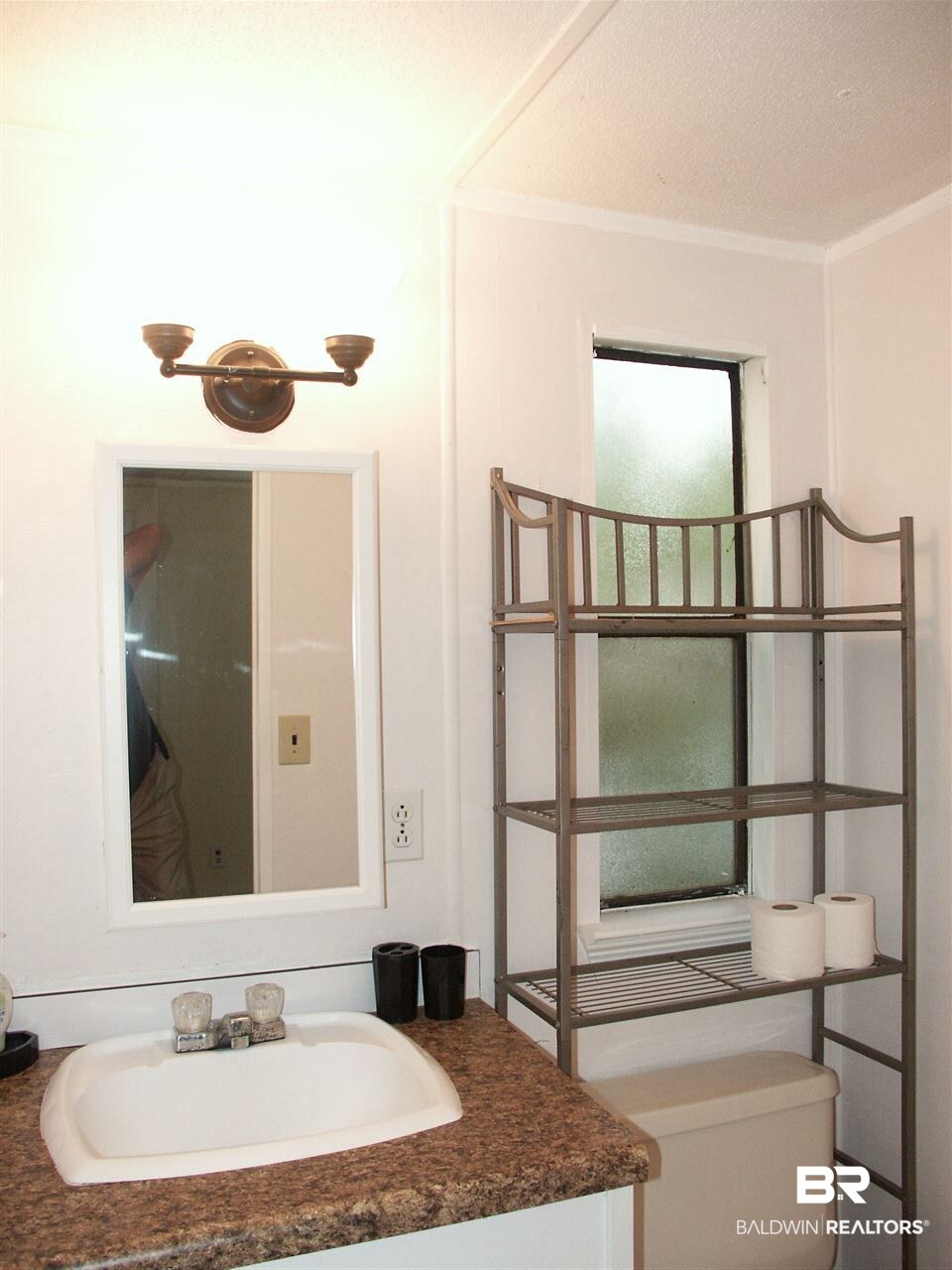 1335 Ridgewood Drive Lillian, AL 36549 - Photo 8 of 15 Guest Bath