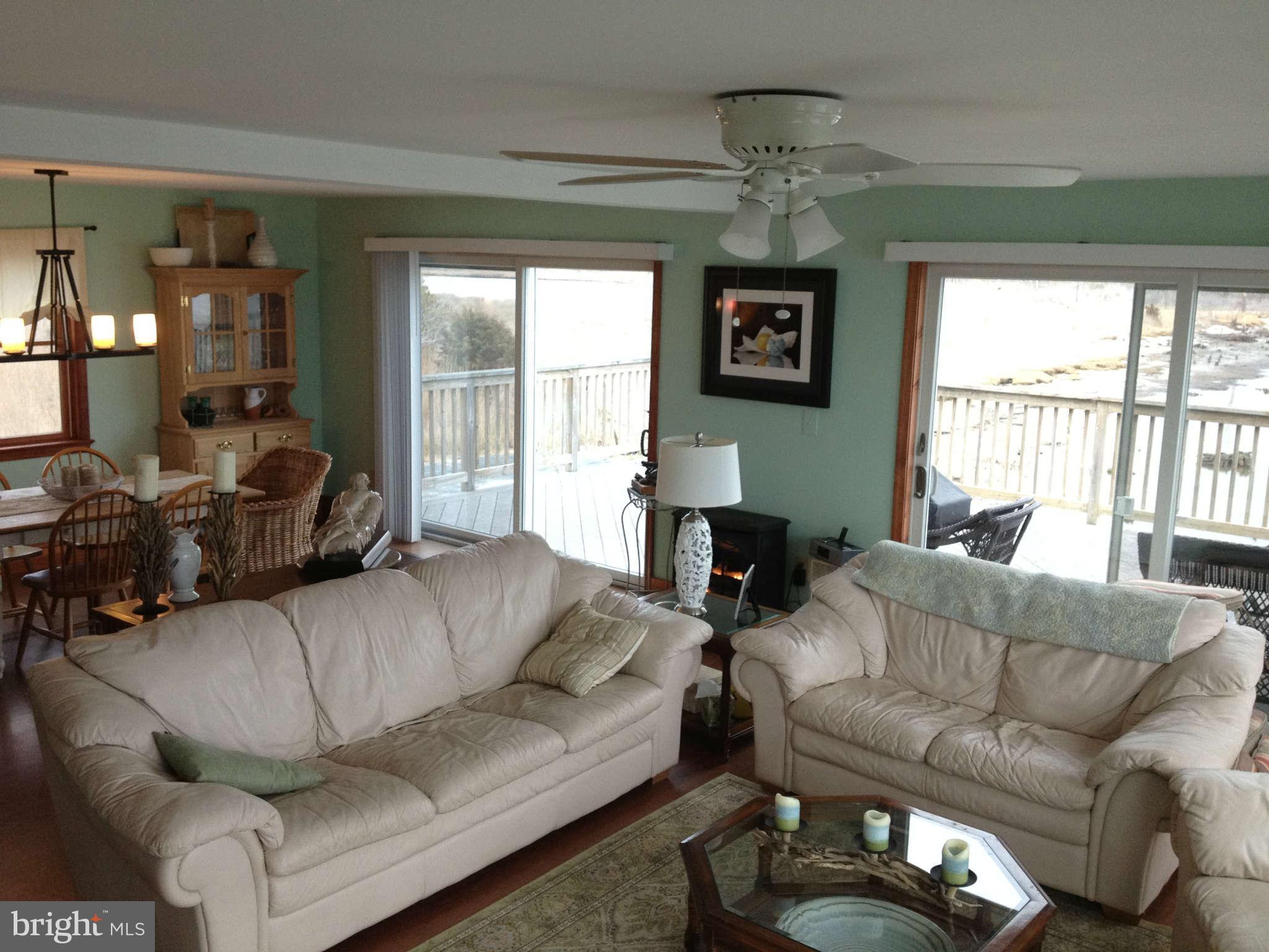 9790 Crowell Road Deal Island, MD 21821 - Photo 18 of 30 Living Room