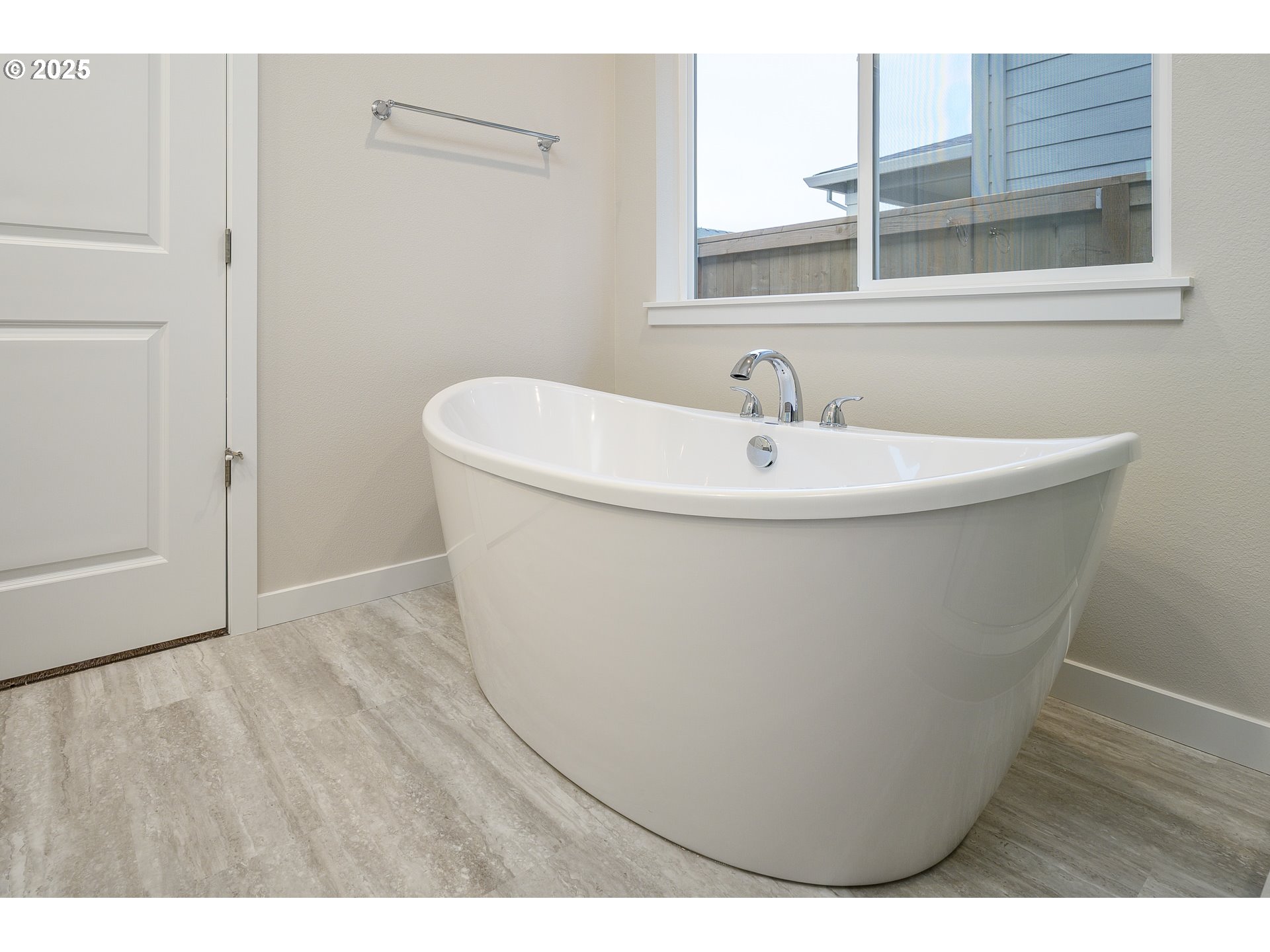 24052 Southwest Maple Terrace Sherwood, OR 97140 - Photo 20 of 27