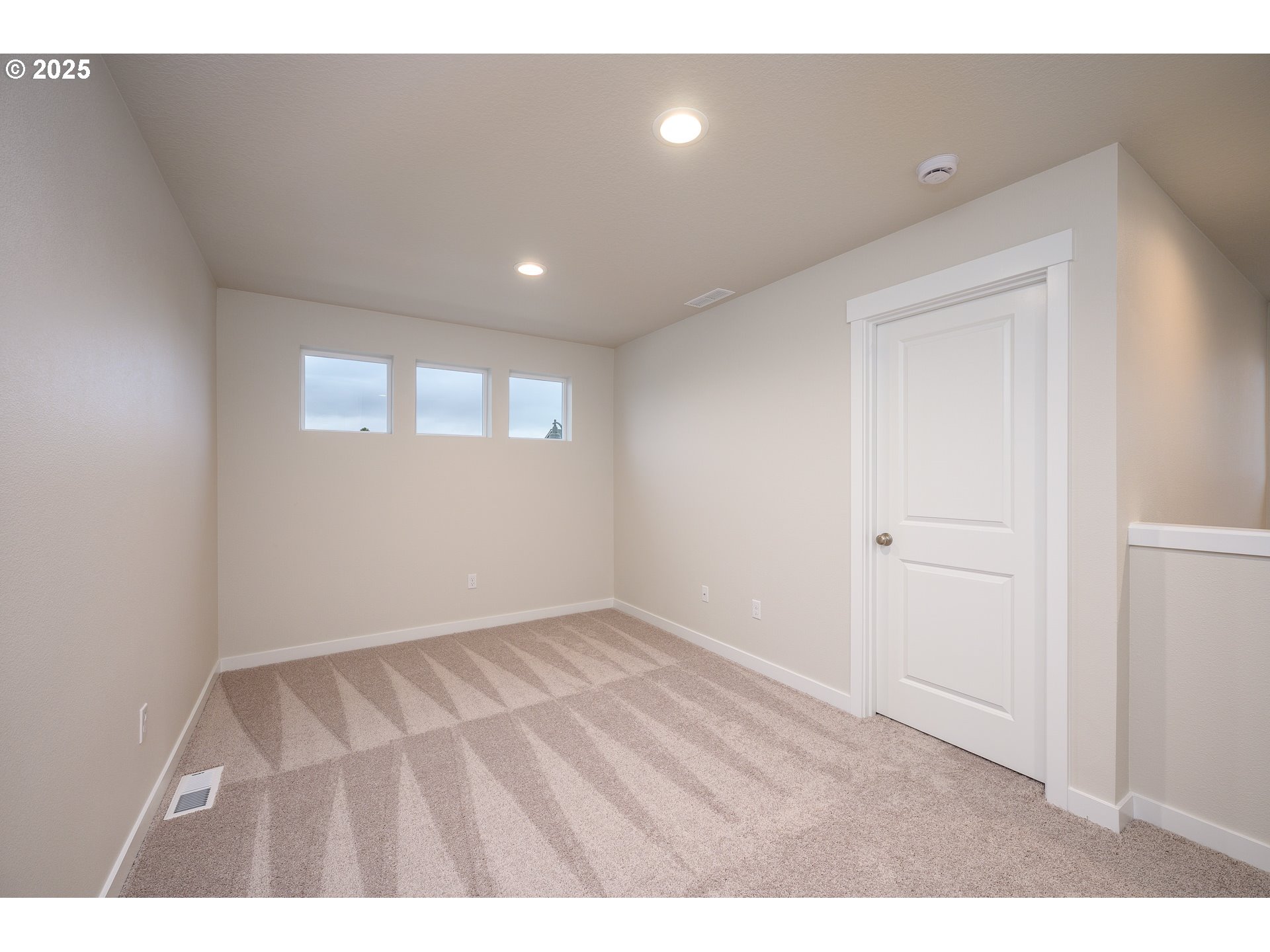 24052 Southwest Maple Terrace Sherwood, OR 97140 - Photo 26 of 27