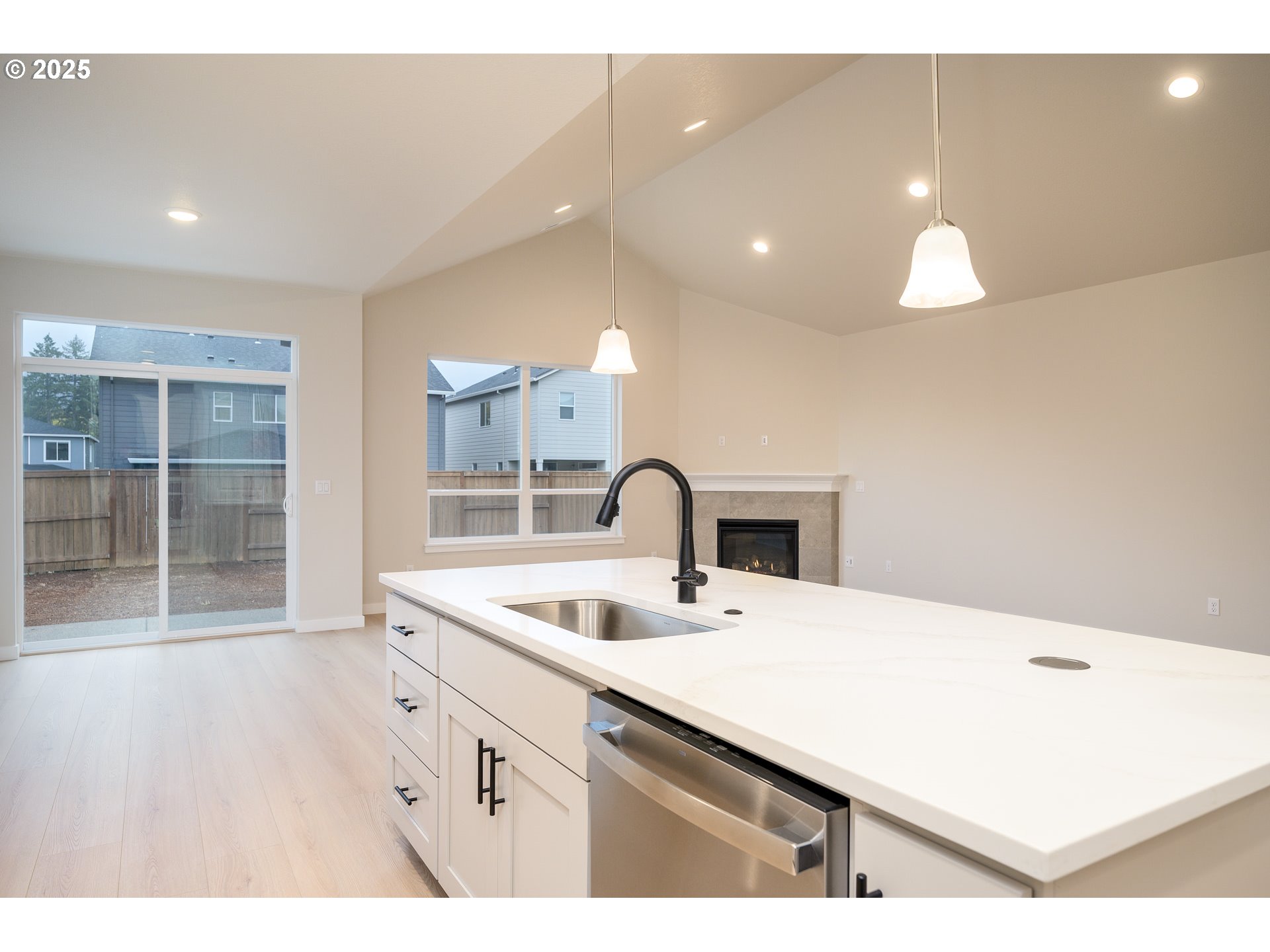 24052 Southwest Maple Terrace Sherwood, OR 97140 - Photo 10 of 27