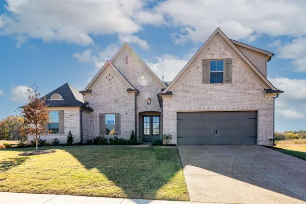 $499,900 | 195 Sugalina Valley Drive, Oakland, TN 38060