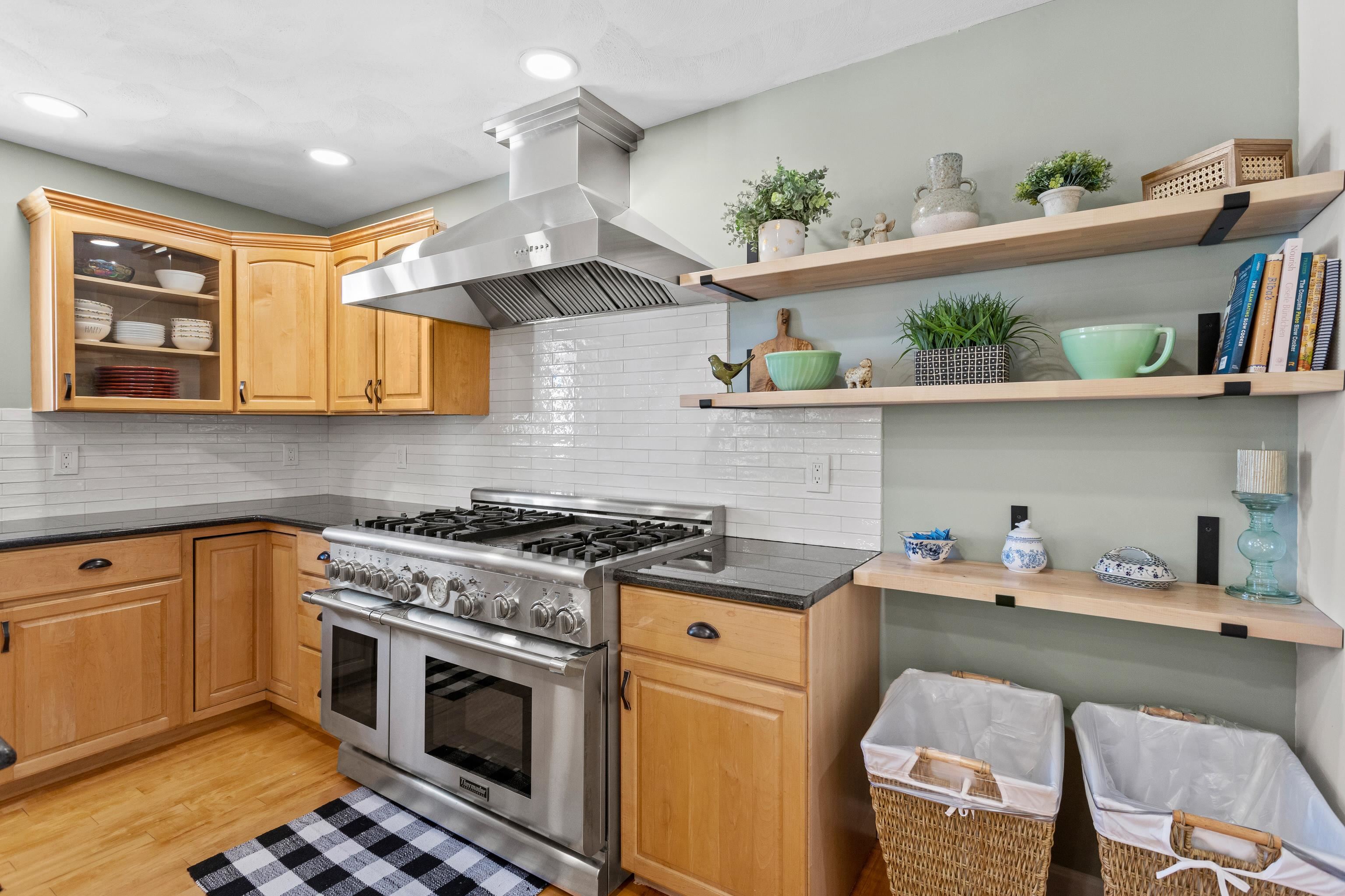 2 Hall Avenue Salem, NH 03079 - Photo 15 of 59