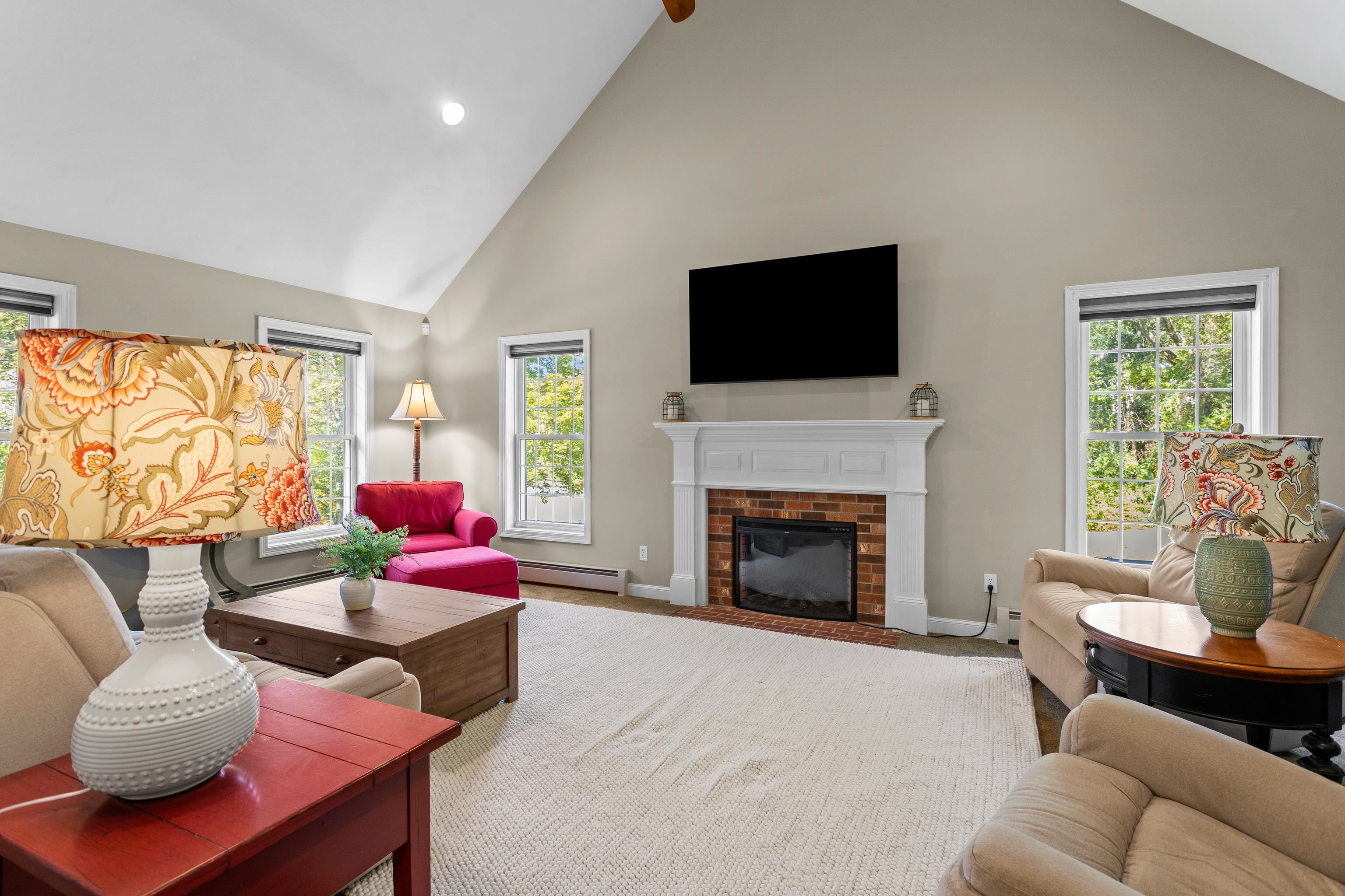 2 Hall Avenue Salem, NH 03079 - Photo 23 of 59