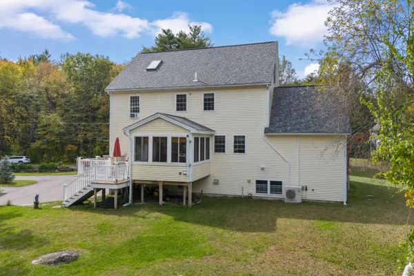 $899,999 | 2 Hall Avenue, Salem, NH 03079