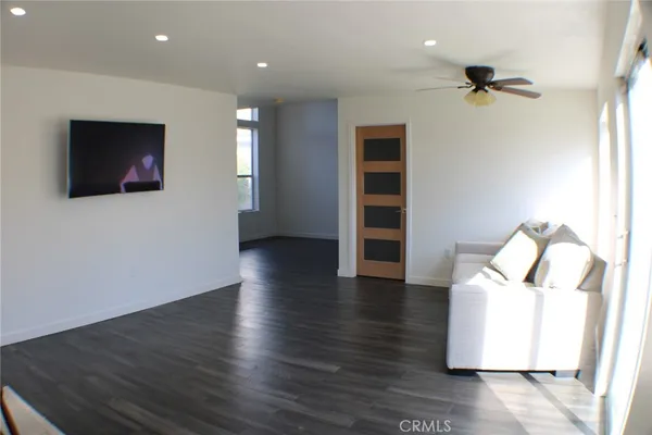 $690,000 | 1915 East 120th Street, Los Angeles, CA 90059