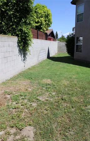 $690,000 | 1915 East 120th Street, Los Angeles, CA 90059