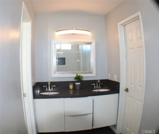 $690,000 | 1915 East 120th Street, Los Angeles, CA 90059