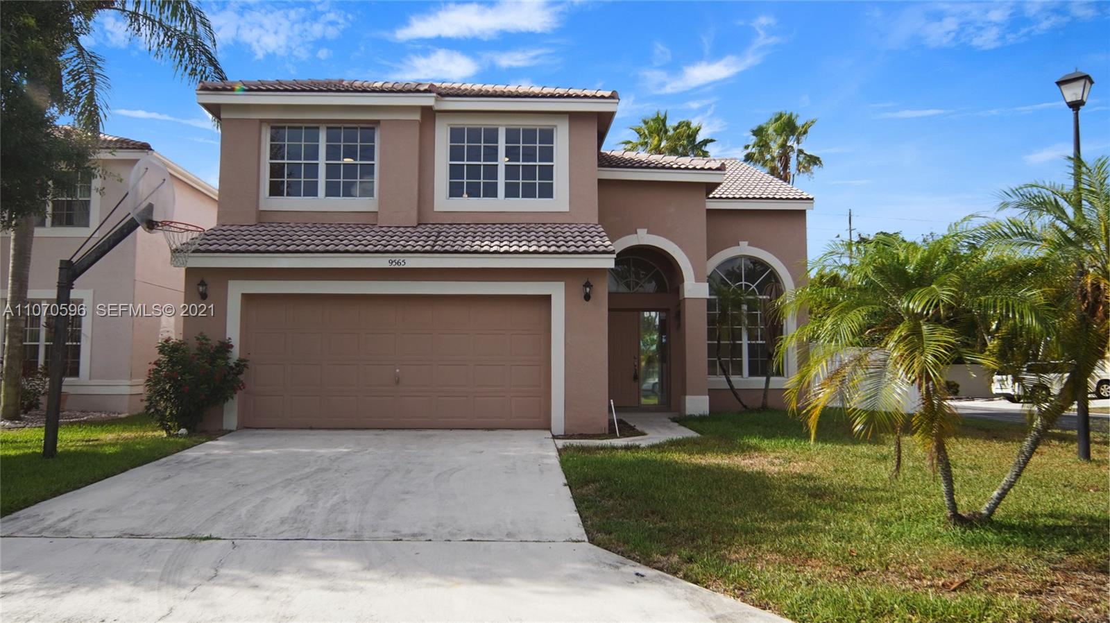 9565 Lambada Lane Boca Raton, FL 33496 - Photo 7 of 32 Gallery Image 7