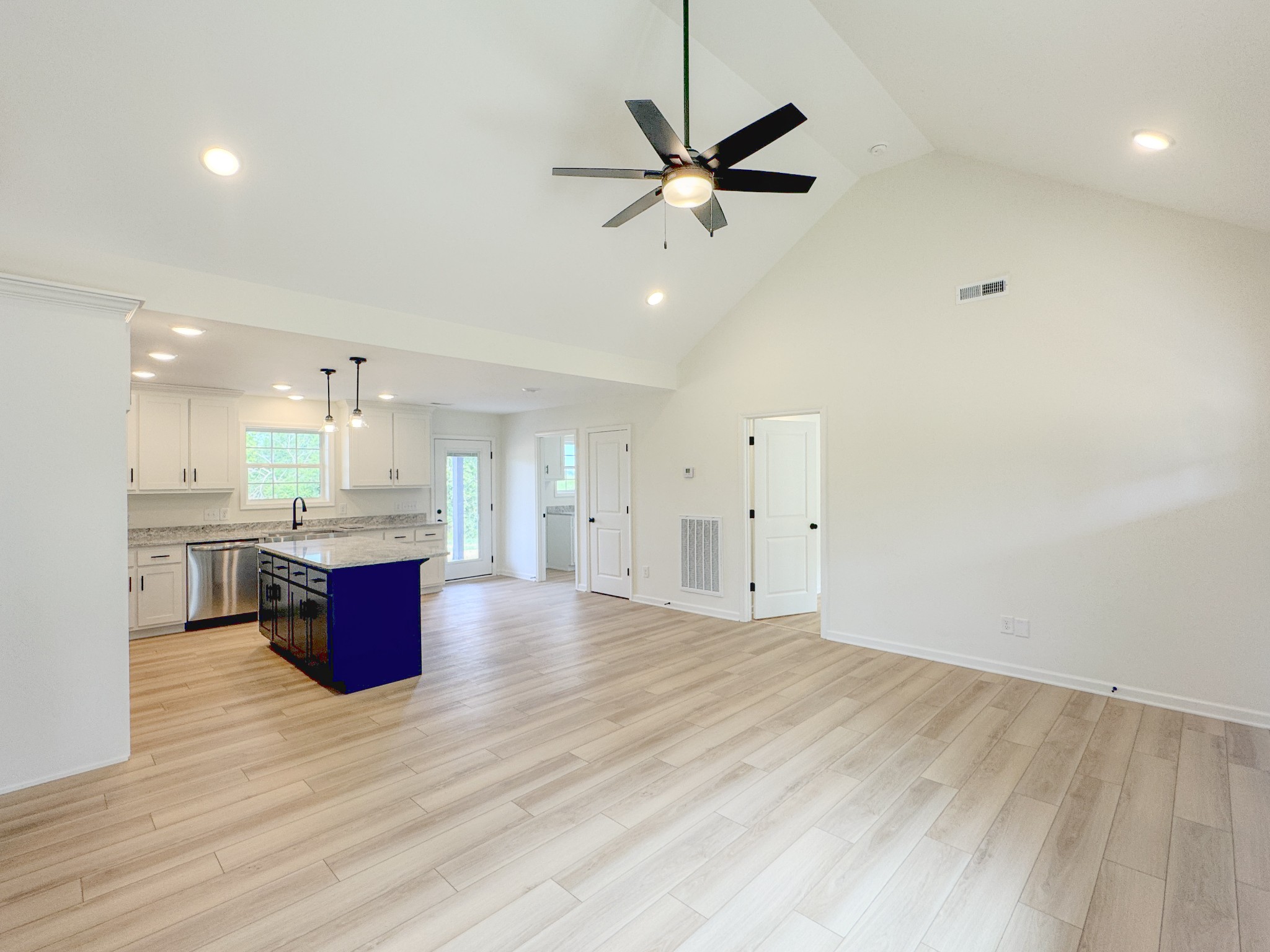 4701 Scottsville Road Lafayette, TN 37083 - Photo 9 of 42