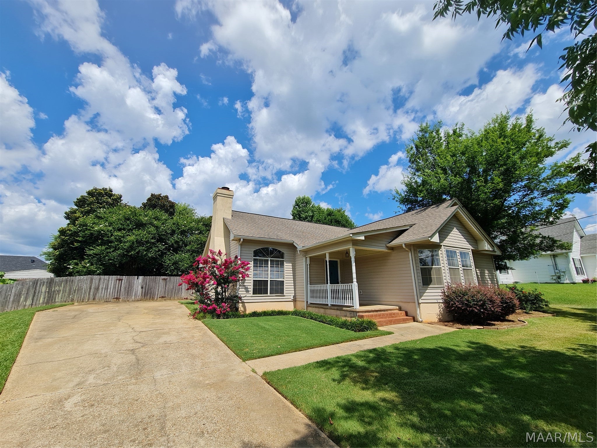 61 Old Orchard Road Deatsville, AL 36022 - Photo 3 of 41 Gallery Image 3