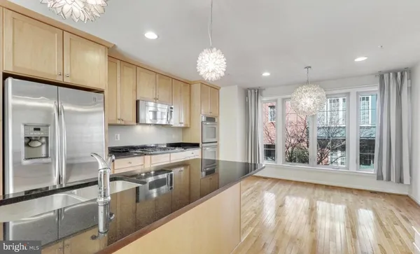 $3,599 | 3124 Blue Barn Way, Fairfax, VA 22031