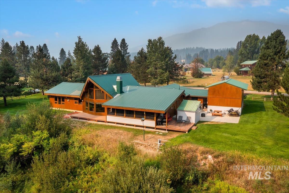 7 River Road Garden Valley, ID 83622 - Photo 2 of 48 Gallery Image 2