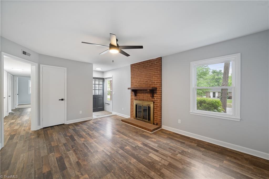 802 Miriam Avenue High Point, NC 27263 - Photo 8 of 33