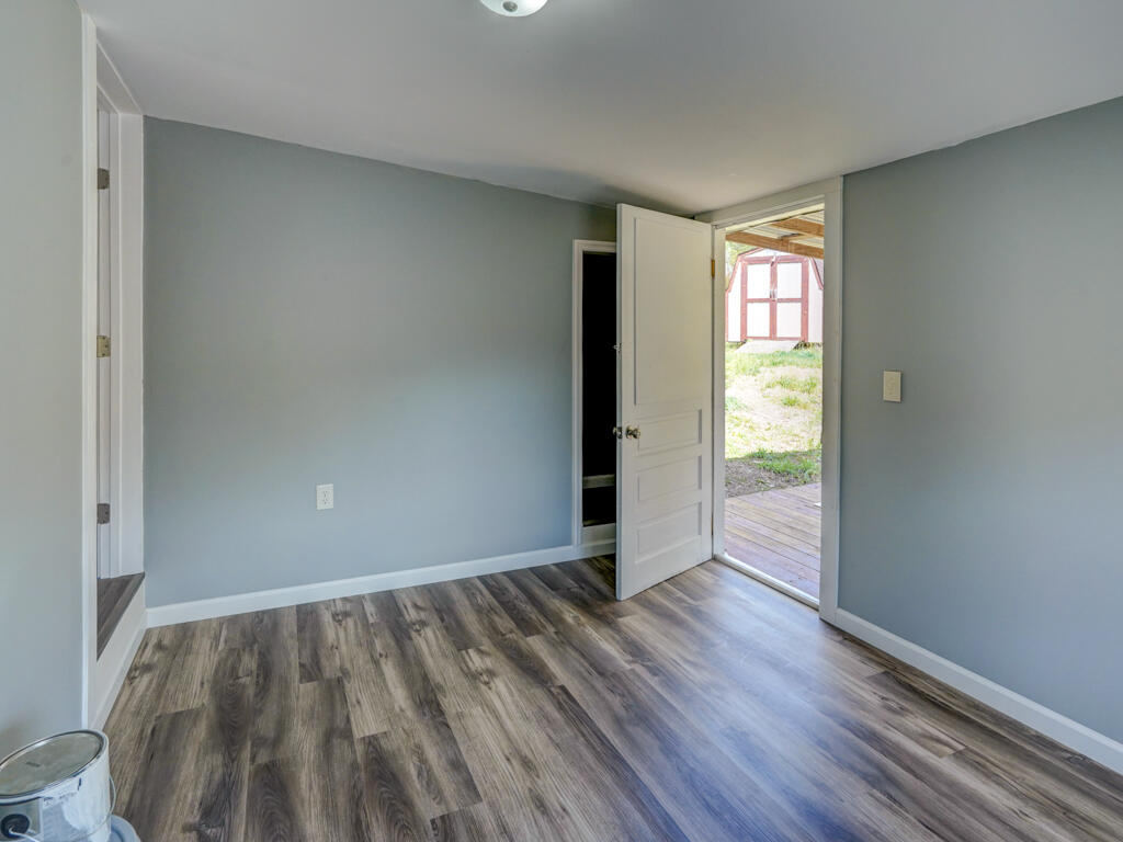 679 Piney Flats Road Piney Flats, TN 37686 - Photo 17 of 25 B227B221-F9F0-4BD2-84BE-BA1545B400A7