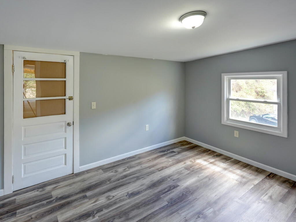 679 Piney Flats Road Piney Flats, TN 37686 - Photo 18 of 25 637A4C3A-724D-4652-A7DA-744D2378BFF9