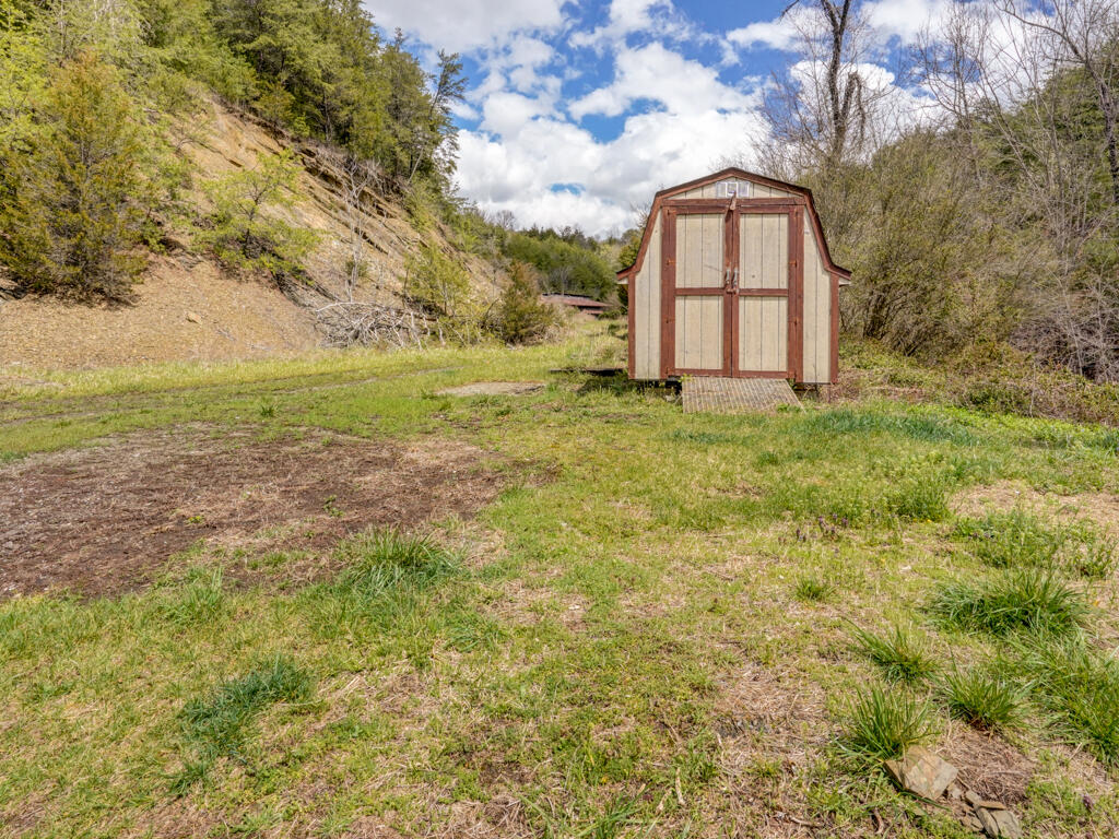 679 Piney Flats Road Piney Flats, TN 37686 - Photo 25 of 25 61140B13-35E2-4ED8-90D4-26DB8B97AA78