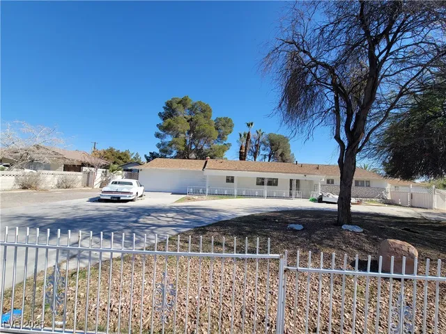 $2,200 | 4560 Rancho Hills Drive, Las Vegas, NV 89119