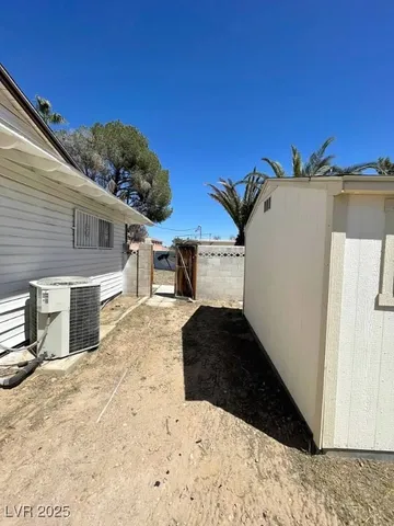 $2,200 | 4560 Rancho Hills Drive, Las Vegas, NV 89119