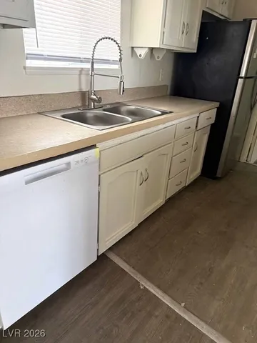 $1,950 | 4560 Rancho Hills Drive, Las Vegas, NV 89119