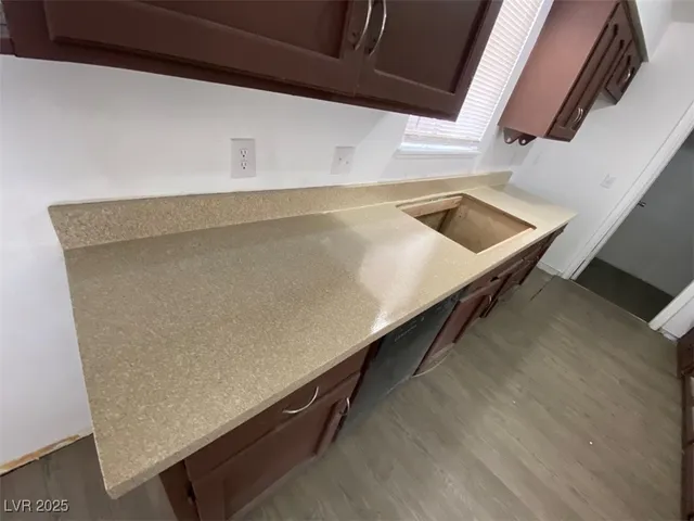 $2,200 | 4560 Rancho Hills Drive, Las Vegas, NV 89119