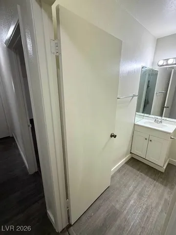 $1,950 | 4560 Rancho Hills Drive, Las Vegas, NV 89119