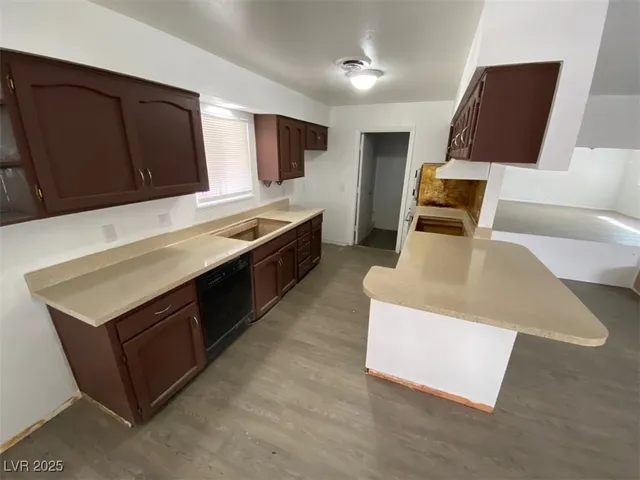 $2,200 | 4560 Rancho Hills Drive, Las Vegas, NV 89119