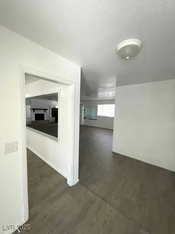 $2,200 | 4560 Rancho Hills Drive, Las Vegas, NV 89119