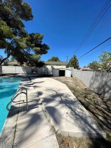 $2,200 | 4560 Rancho Hills Drive, Las Vegas, NV 89119