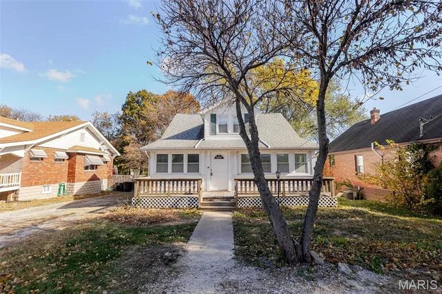 $95,500 | 2705 Gerson Avenue, Godfrey, IL 62002