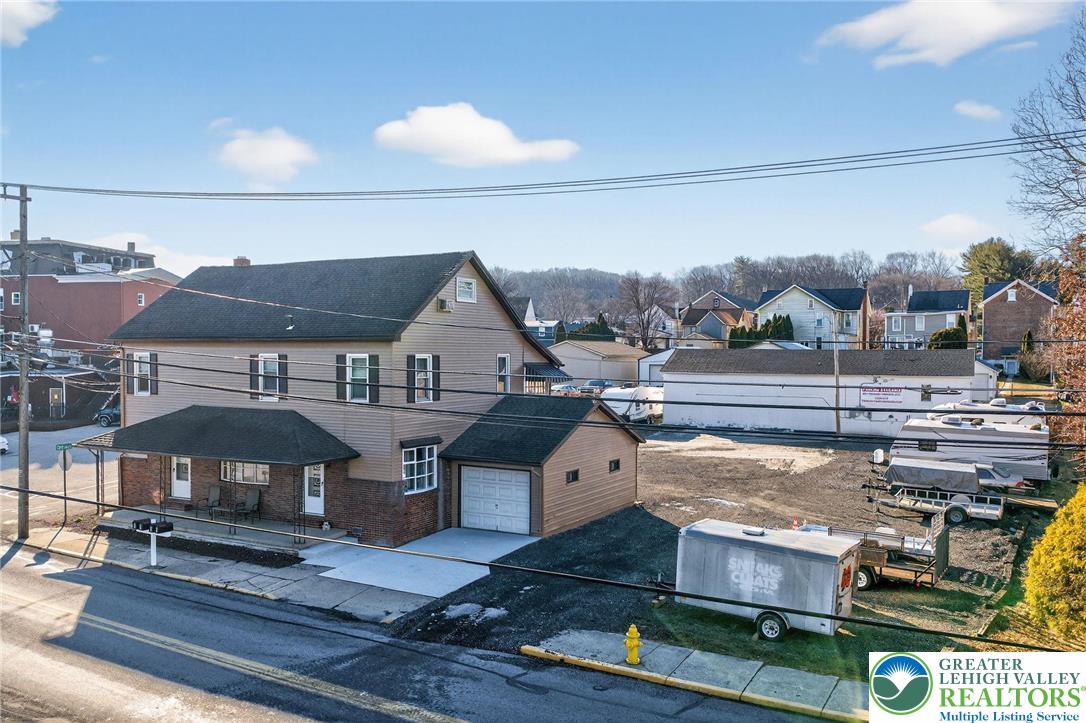 22 Front Street Alburtis, PA 18011 - Photo 3 of 11