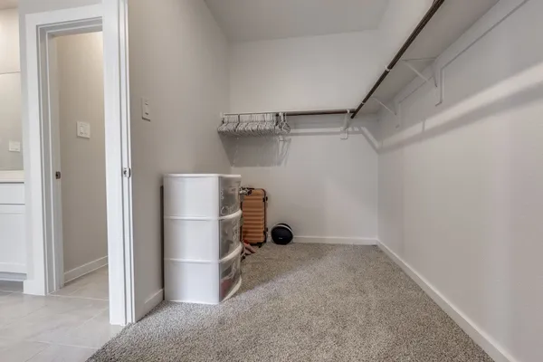 $2,400 | 1318 Cascade Hls Drive, Rosharon, TX 77583