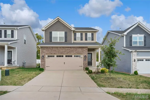 $370,000 | 11140 Fort Samuel Drive, Bridgeton, MO 63044