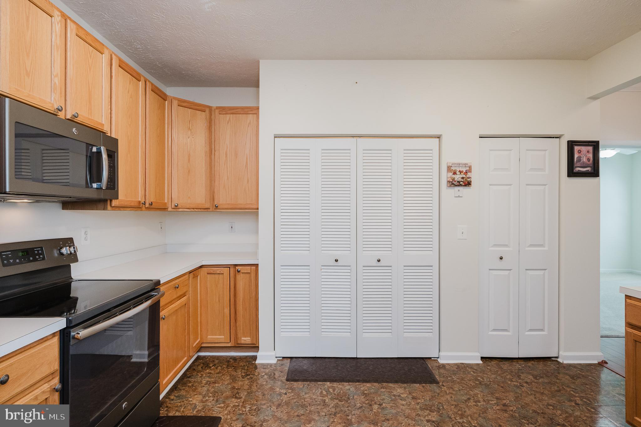 4928 Brightleaf Court, Unit 4928 Rosedale, MD 21237 - Photo 7 of 40 Kitchen