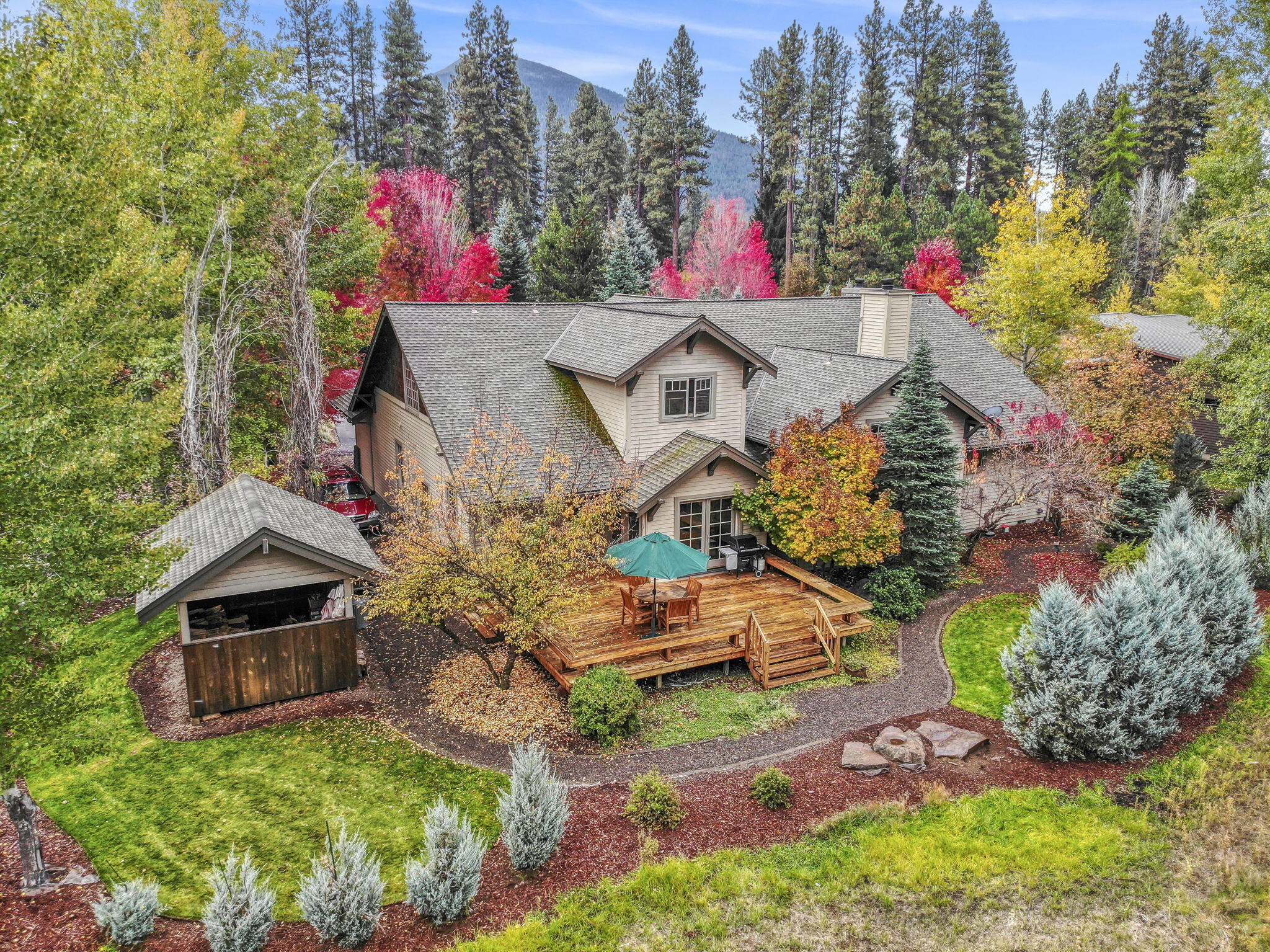 26236 Southwest Pine Lodge Road Camp Sherman, OR 97730 - Photo 1 of 77 Quality Built Northwest Craftsman style