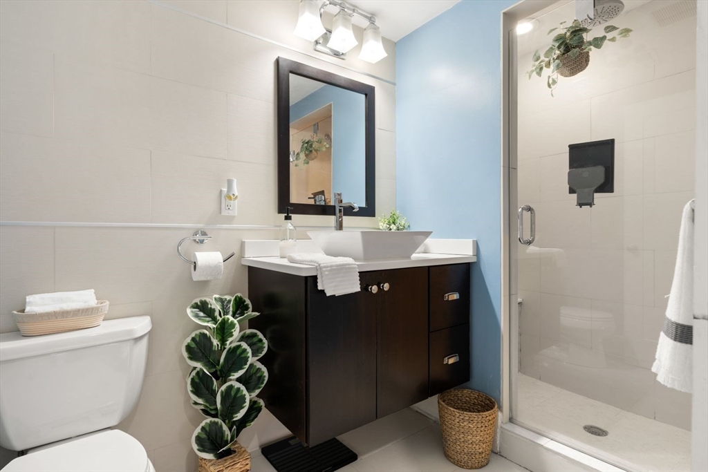 12 Mohawk Street, Unit 9 Boston, MA 02127 - Photo 24 of 35