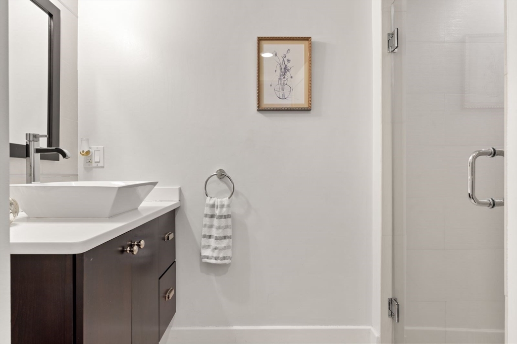 12 Mohawk Street, Unit 9 Boston, MA 02127 - Photo 30 of 35