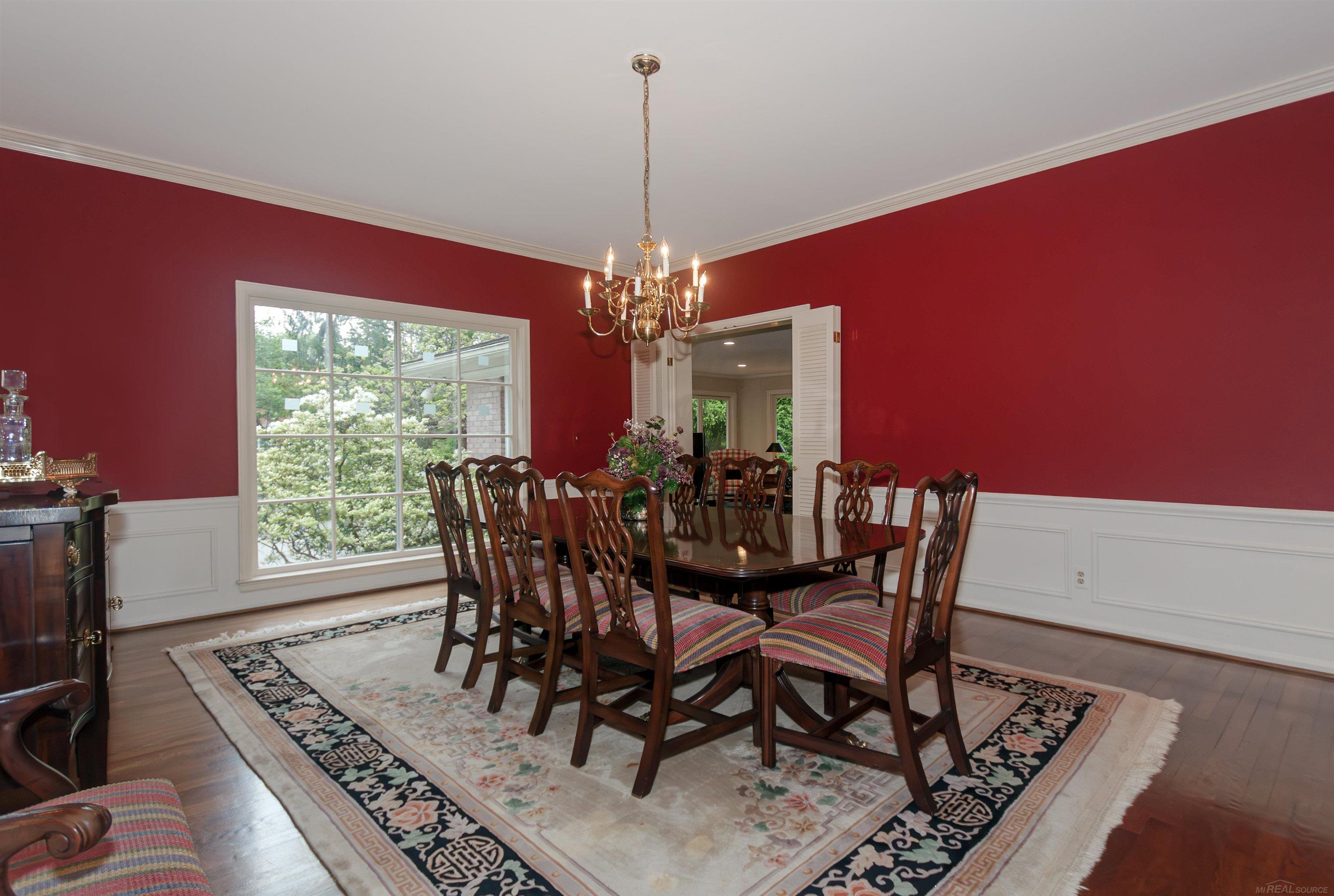 570 Oxford Road Grosse Pointe Woods, MI 48236 - Photo 23 of 99