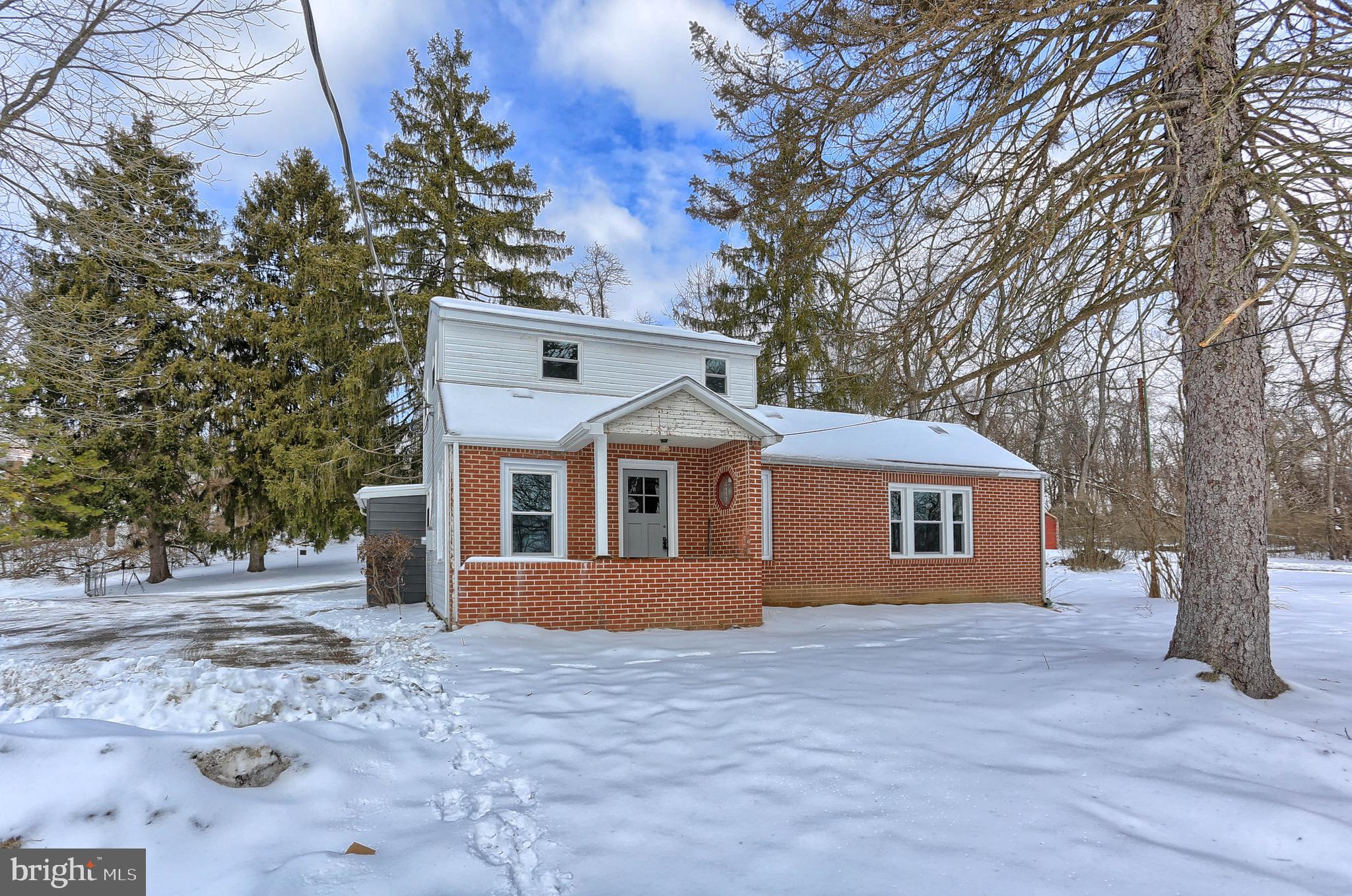4437 Pleasant Valley Road York, PA 17406 - Photo 1 of 48 Gallery Image 1